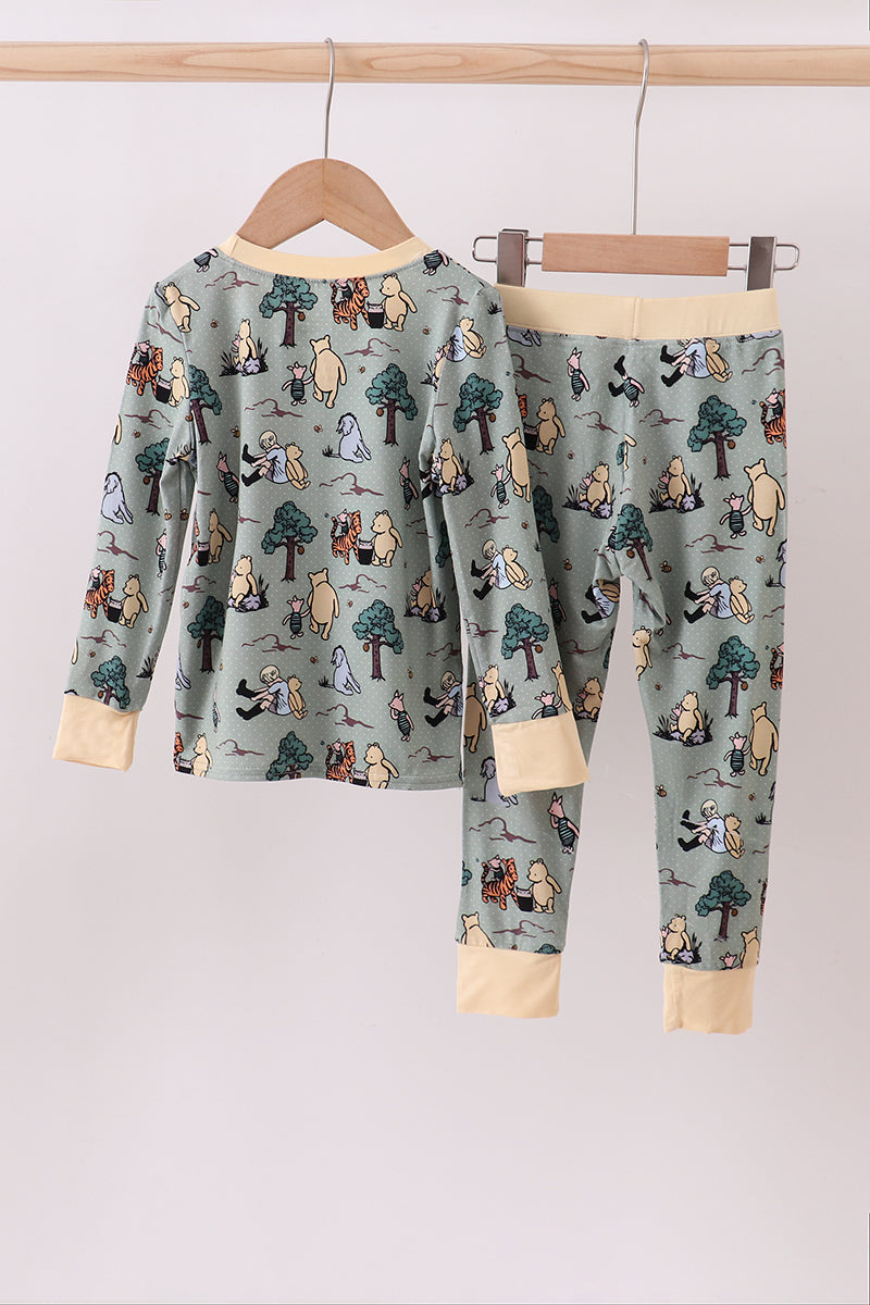 Green character bamboo pants set