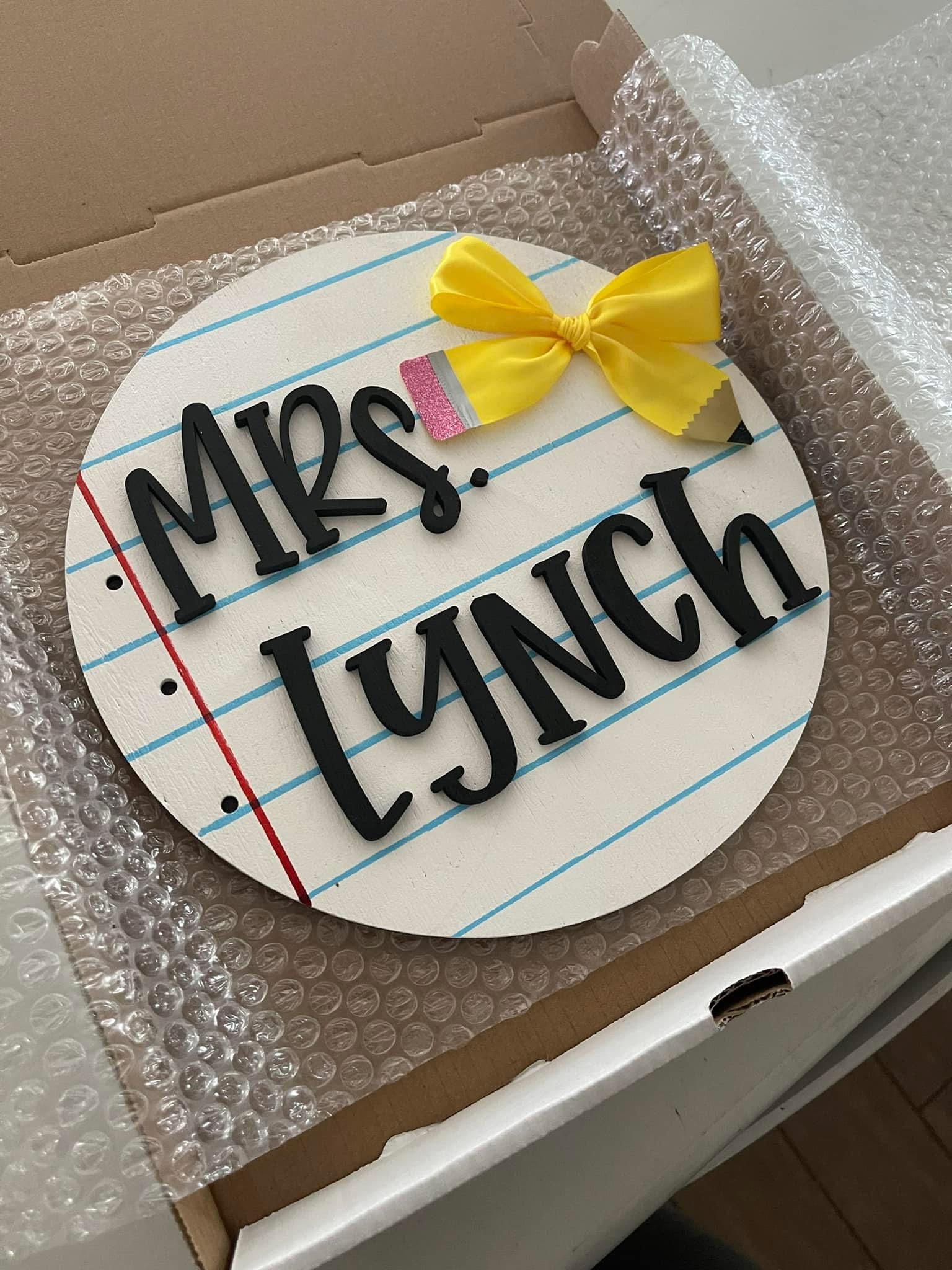 Teacher 18” Round