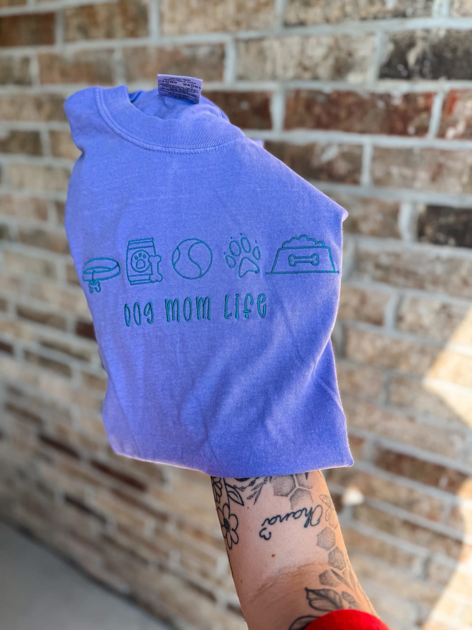 Embroidered Dog Mom Life