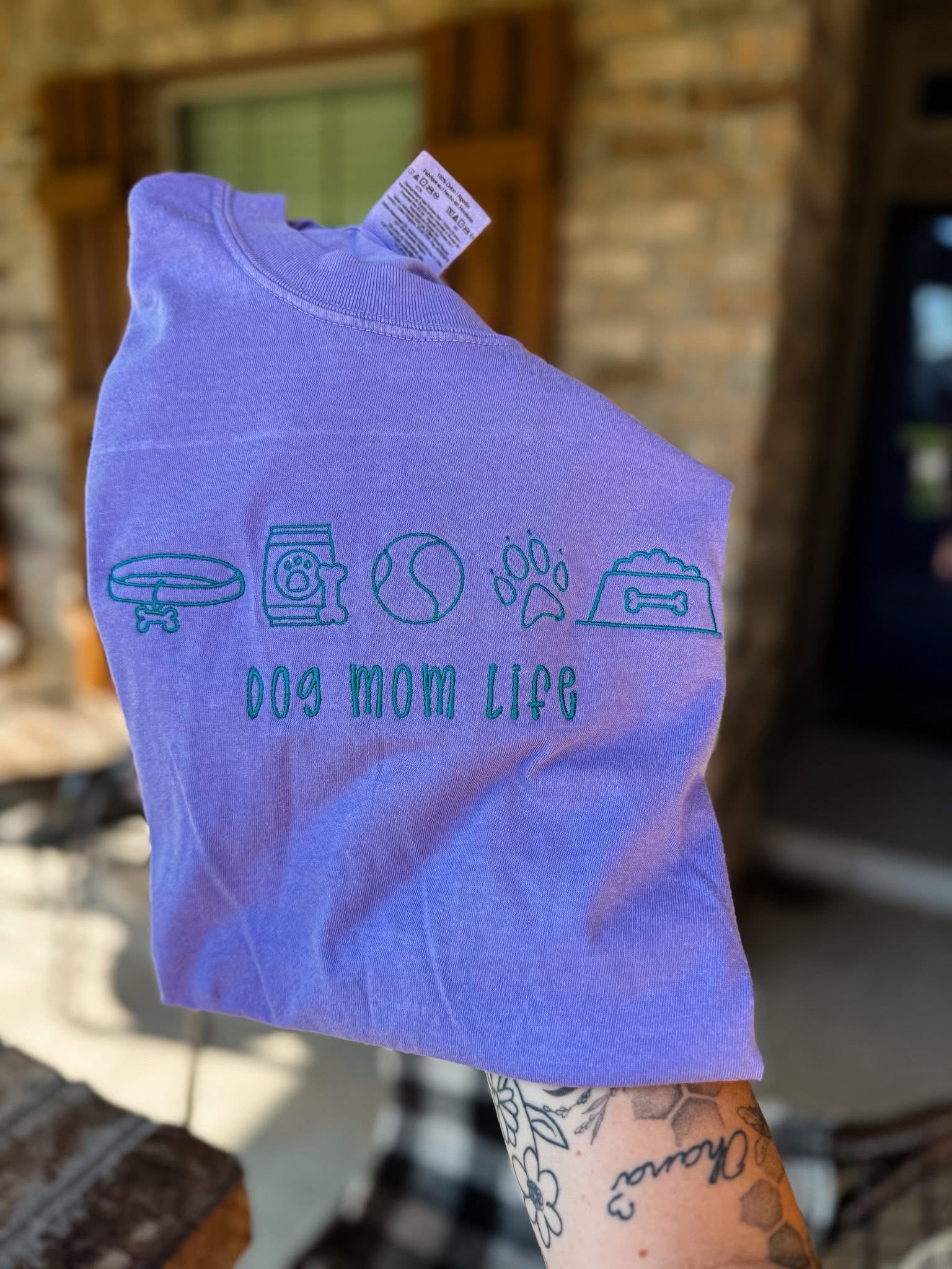 Embroidered Dog Mom Life