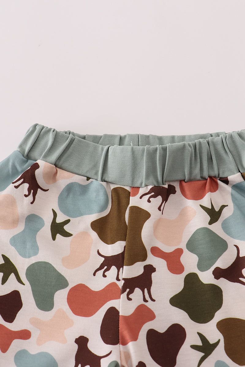 Green hunting print shorts set