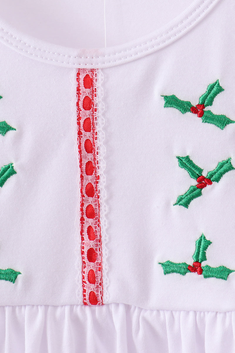 White holly embroidery pants set