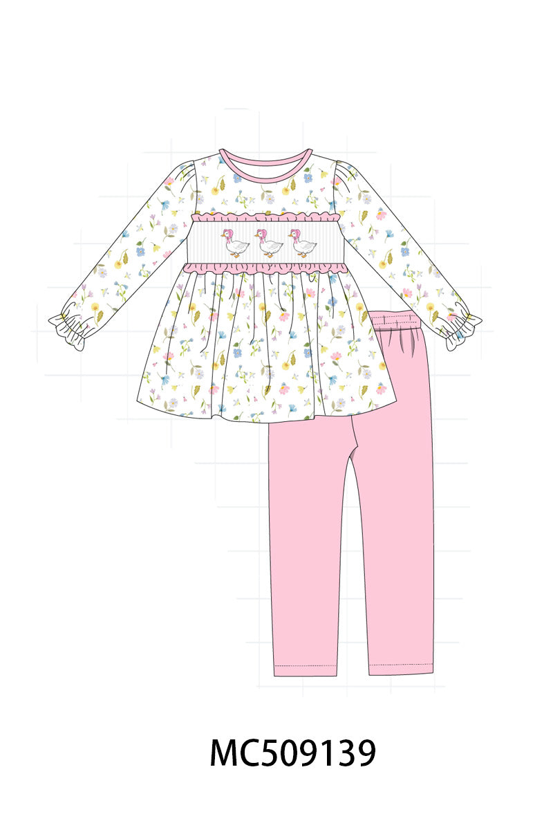 PO65 Pink duck smocked collection